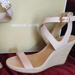 MICHAEL Michael Kors Soft Pink Leather Wedge Sandals sz;8M